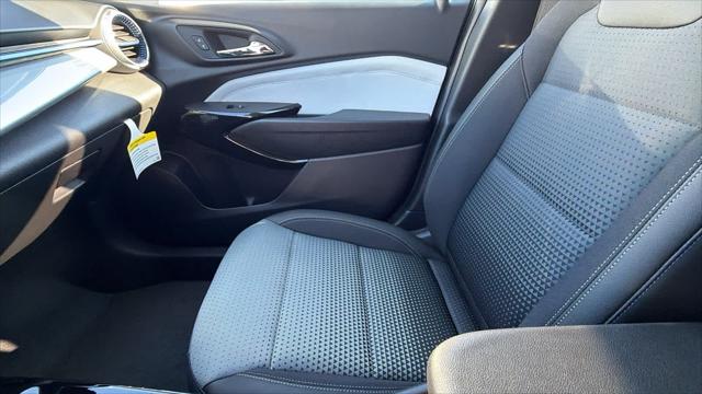 2026 Chevrolet Trax FWD LT
