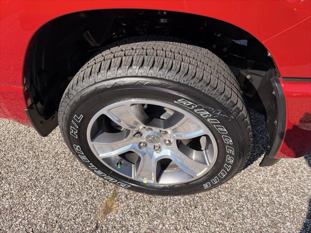 2027 RAM Ram 1500 RAM 1500 EXPRESS CREW CAB 4X4 57 BOX 2027 RAM Ram 1500 RAM 1500 EXPRESS CREW CAB 4X4 57 BOX