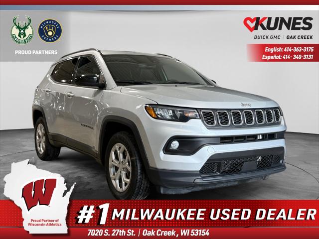 2024 Jeep Compass Latitude 4x4 for sale in Oak Creek, WI