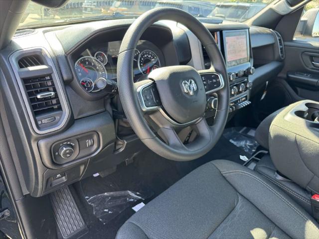 2027 RAM Ram 1500 RAM 1500 EXPRESS CREW CAB 4X4 57 BOX 2027 RAM Ram 1500 RAM 1500 EXPRESS CREW CAB 4X4 57 BOX