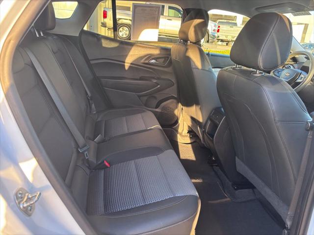 2025 Chevrolet Trax FWD LT