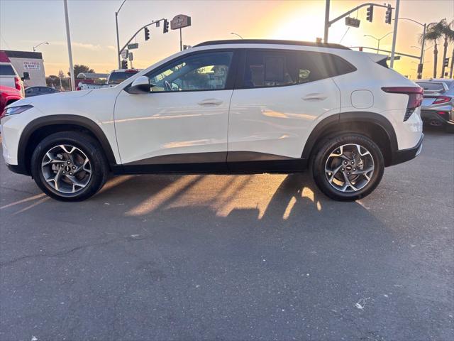 2025 Chevrolet Trax FWD LT