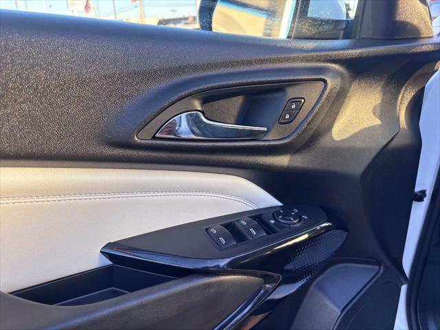 2025 Chevrolet Trax FWD LT