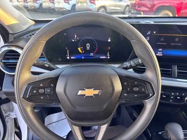 2025 Chevrolet Trax FWD LT