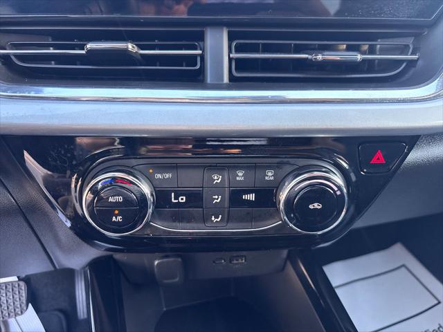 2025 Chevrolet Trax FWD LT