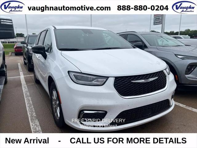 2026 Chrysler Pacifica Select for sale in Ottumwa, IA