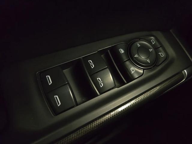 2021 GMC Sierra 1500 4WD Crew Cab Short Box AT4