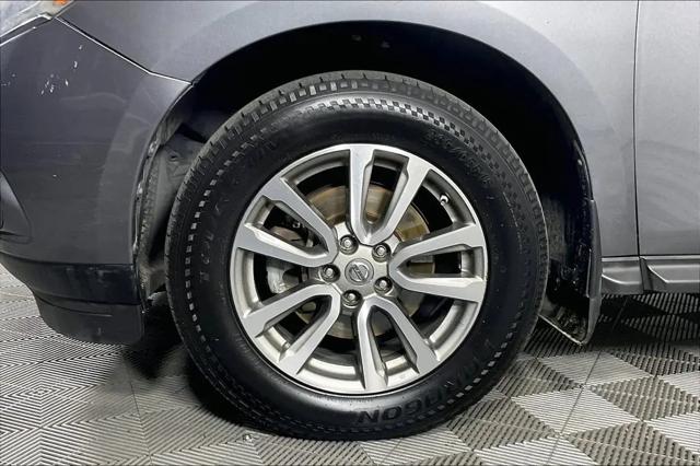 2015 Nissan Pathfinder S