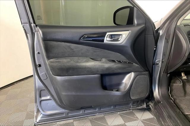 2015 Nissan Pathfinder S