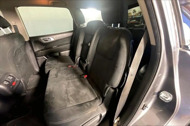 2015 Nissan Pathfinder S