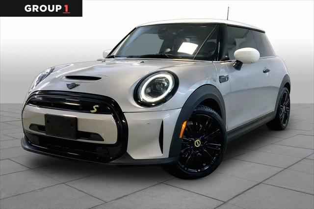 2024 MINI SE Hardtop Cooper for sale in Merriam, KS