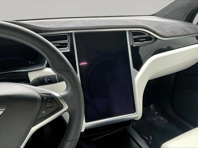 2017 Tesla Model X 90D