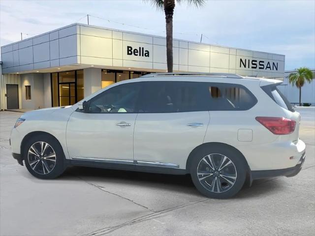 2017 Nissan Pathfinder Platinum