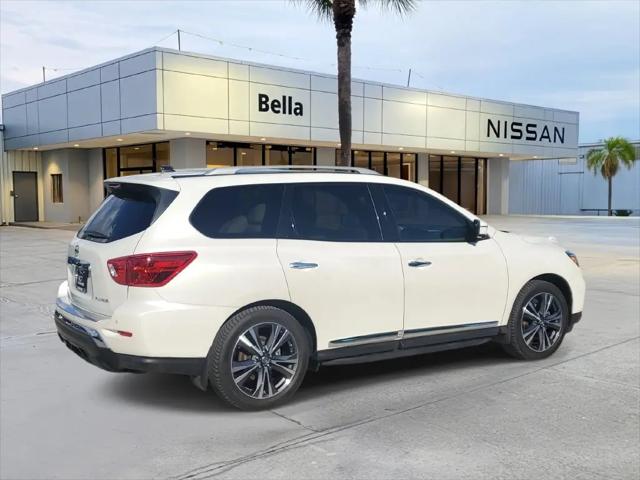 2017 Nissan Pathfinder Platinum