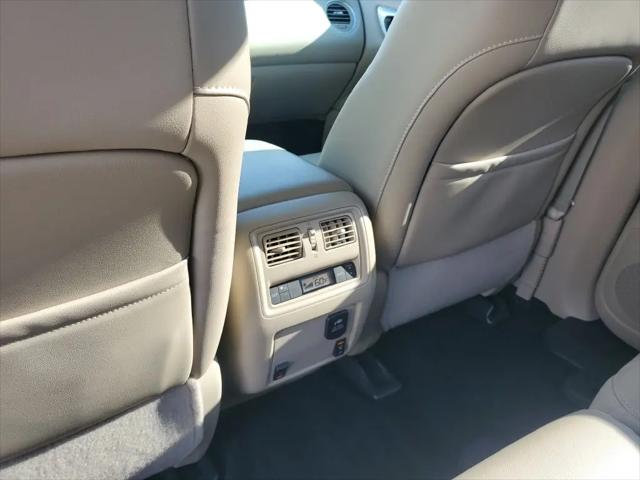 2017 Nissan Pathfinder Platinum