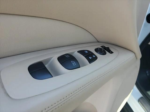 2017 Nissan Pathfinder Platinum