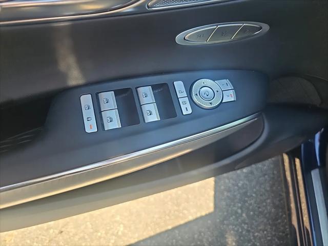 2022 Genesis GV70 2.5T AWD