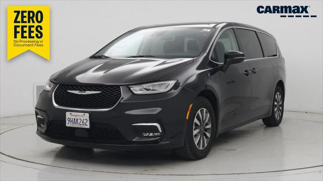 2023 Chrysler Pacifica Hybrid Touring L