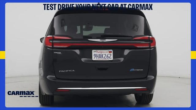 2023 Chrysler Pacifica Hybrid Touring L