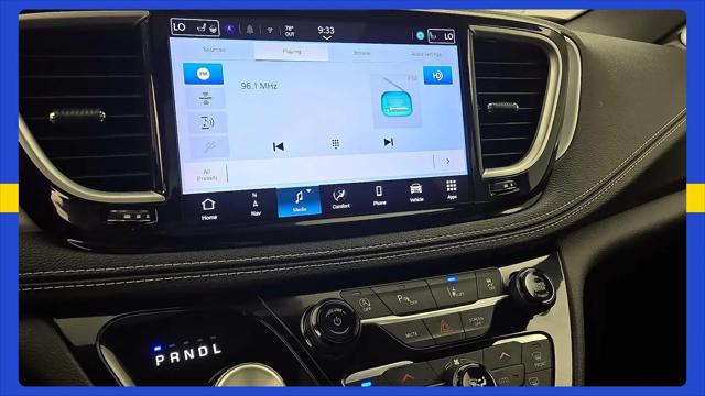 2025 Chrysler Pacifica Limited