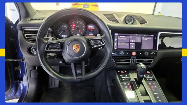 2022 Porsche Macan Macan