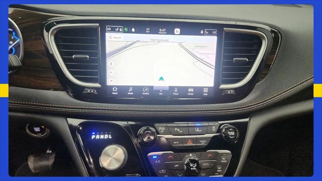 2021 Chrysler Pacifica Hybrid Pinnacle