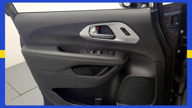 2024 Chrysler Pacifica Touring L AWD