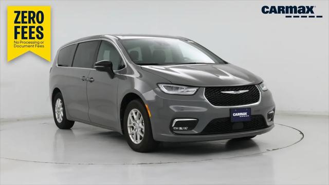2025 Chrysler Pacifica Select for sale in Merriam, KS