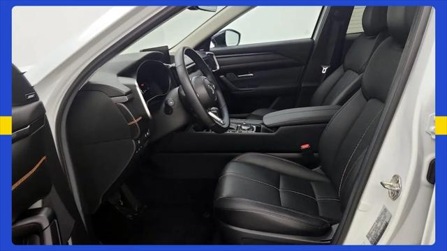 2025 Mazda CX-50 Premium Package