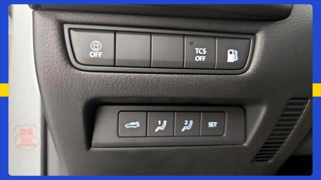 2025 Mazda CX-50 Premium Package