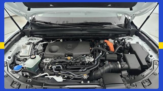 2025 Mazda CX-50 Premium Package