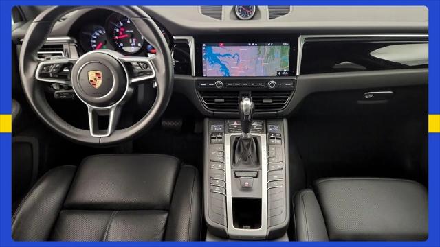 2020 Porsche Macan Macan