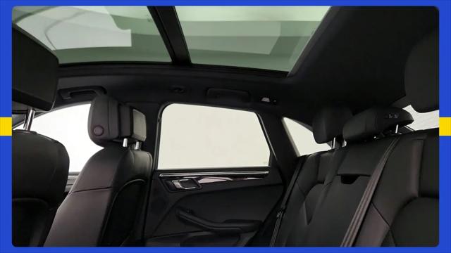 2020 Porsche Macan Macan