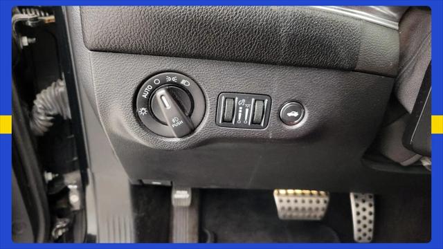2015 Dodge Challenger R/T Plus Shaker