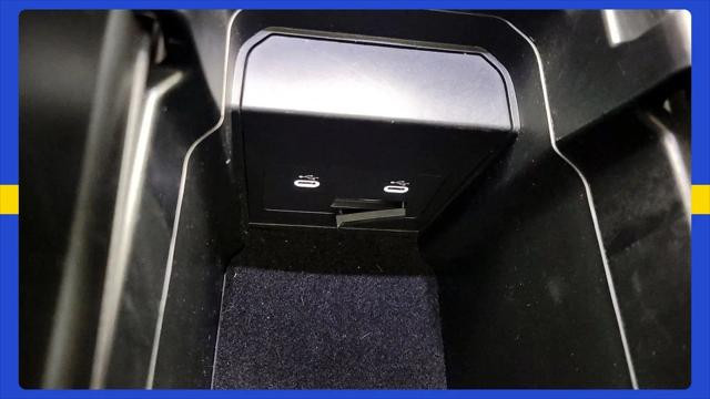 2025 Mazda CX-50 Premium Package