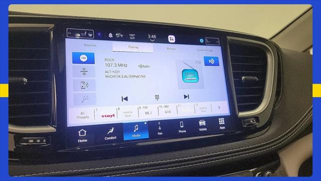 2023 Chrysler Pacifica Hybrid Limited