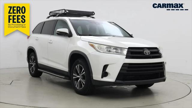 2019 Toyota Highlander LE for sale in Jacksonville, FL