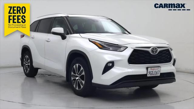 2023 Toyota Highlander XLE for sale in Burbank, CA