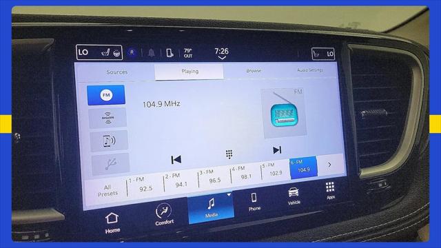 2023 Chrysler Pacifica Touring L