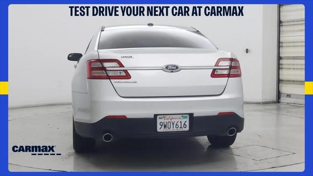 2016 Ford Taurus SE