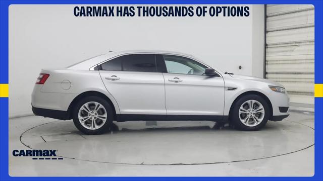 2016 Ford Taurus SE