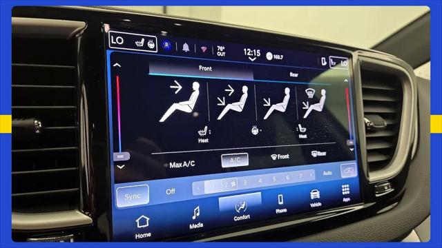 2025 Chrysler Pacifica Select