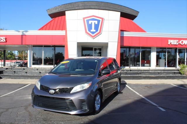 2018 Toyota Sienna L 7 Passenger for sale in Taylor, MI