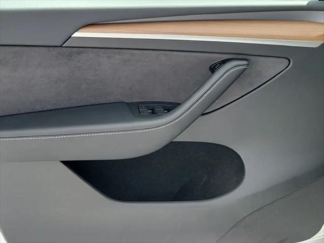 2023 Tesla Model Y RWD