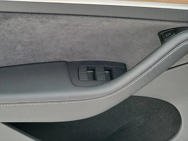 2023 Tesla Model Y RWD