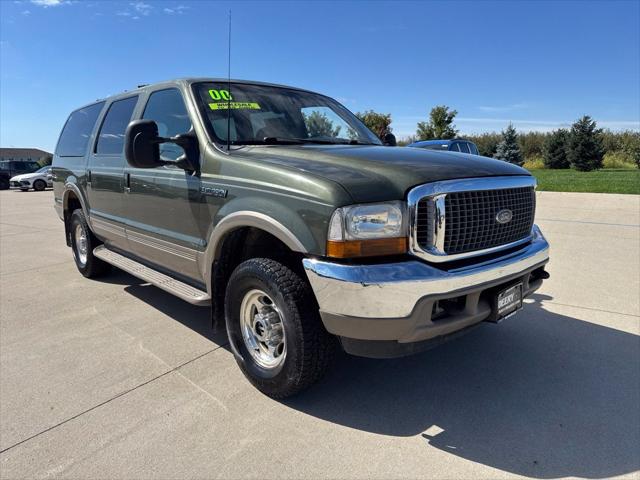 2000 Ford Excursion Limited for sale in Waukee, IA