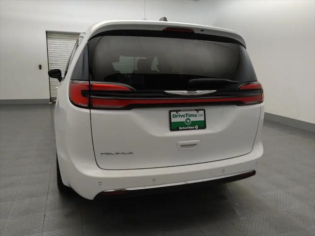 2024 Chrysler Pacifica Touring