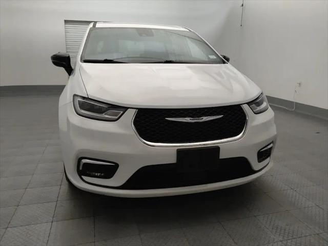 2024 Chrysler Pacifica Touring
