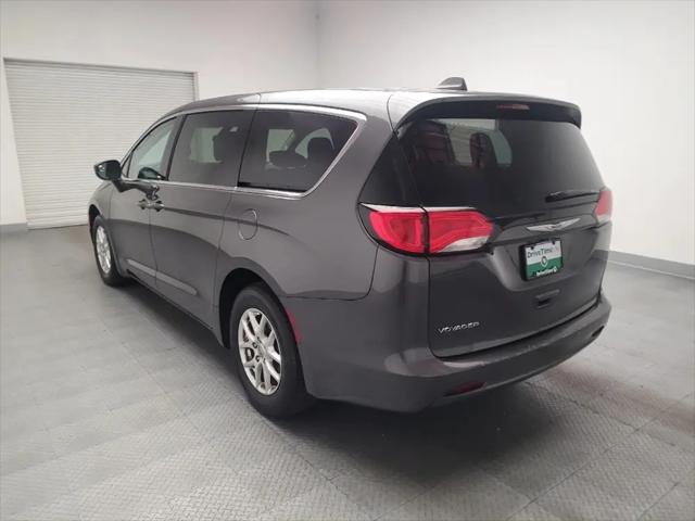 2021 Chrysler Voyager LX