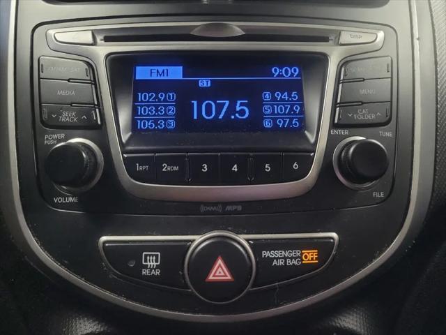 2017 Hyundai Accent SE